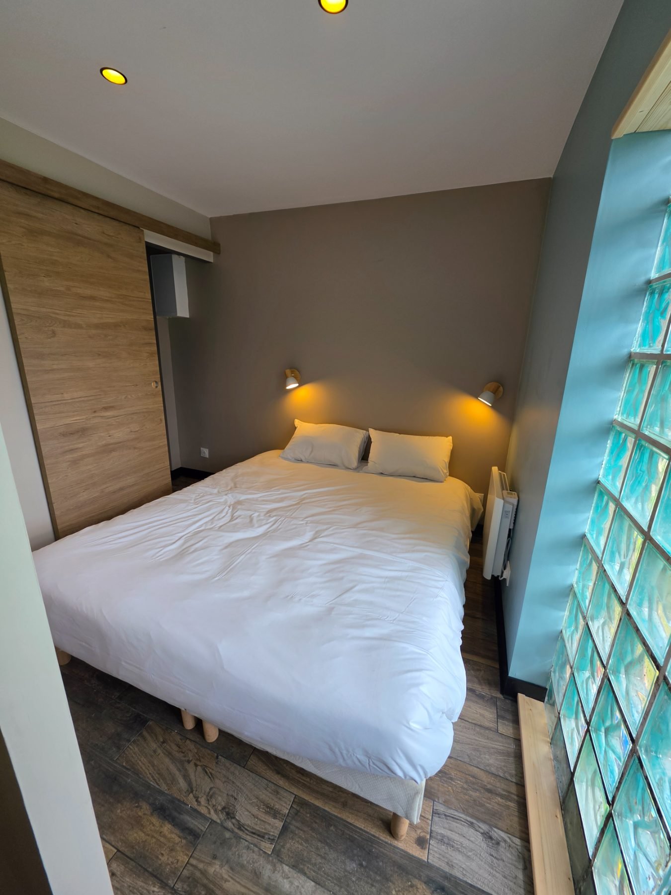 Chambre rénovée