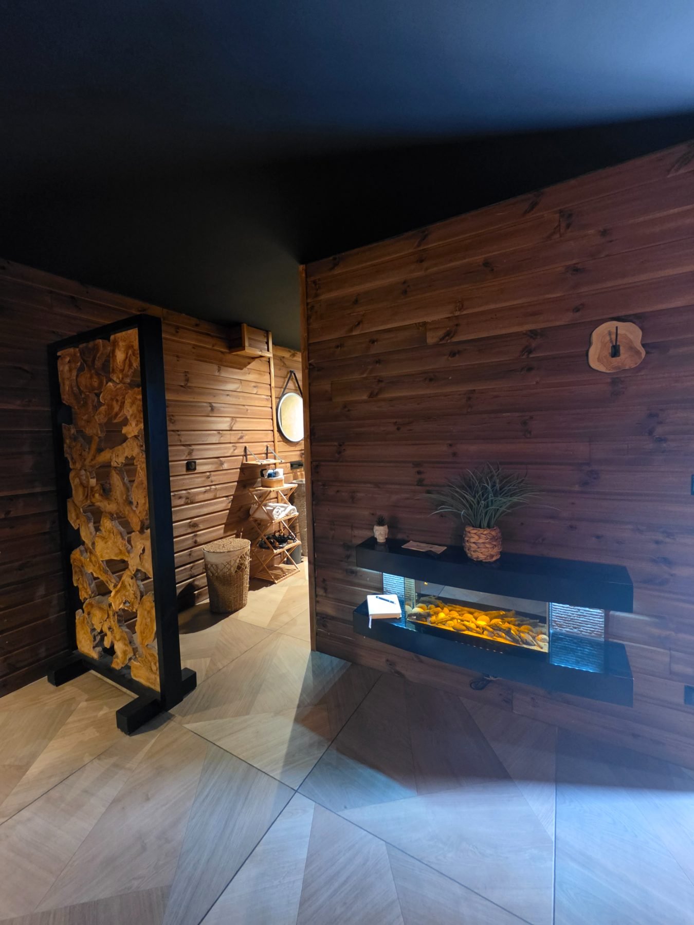 Espace habillé en bois
